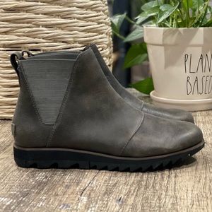 Sorel Harlow Chelsea Boot